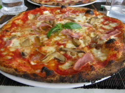 Пицца в Hotel Olimpico