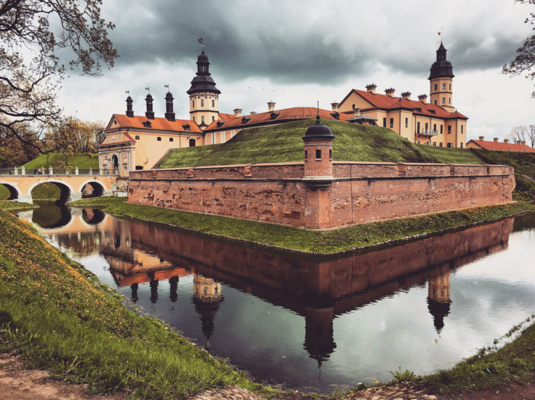 Несвижский замок в белоруссии фото